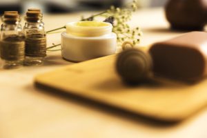 מוצרי בריאות טבעיים או- בריאות בידיים שלך